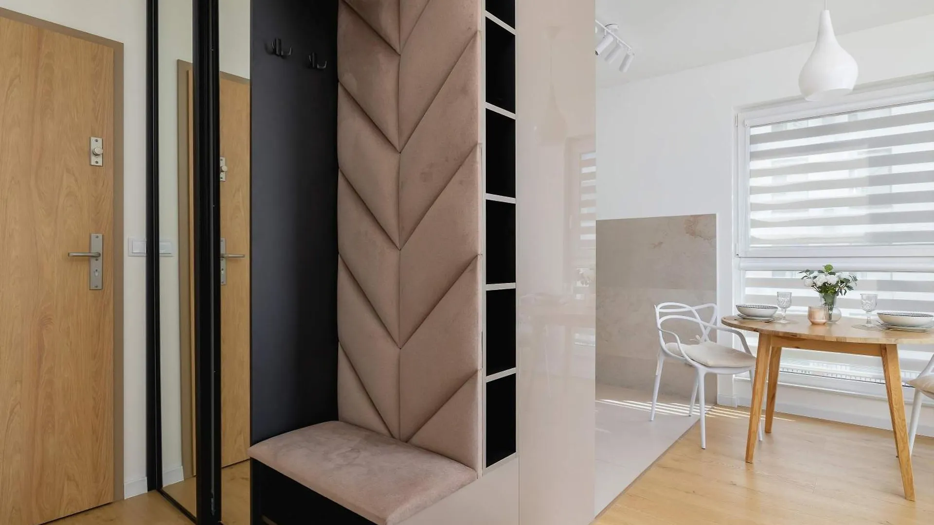 Lema 19 Stylowy Apartament W Zielonej Okolicy & Parking By Noclegi Renters Krakow 0*,  Poland