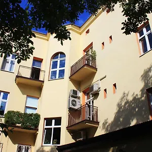 Apart Otel Cdr, Krakow
